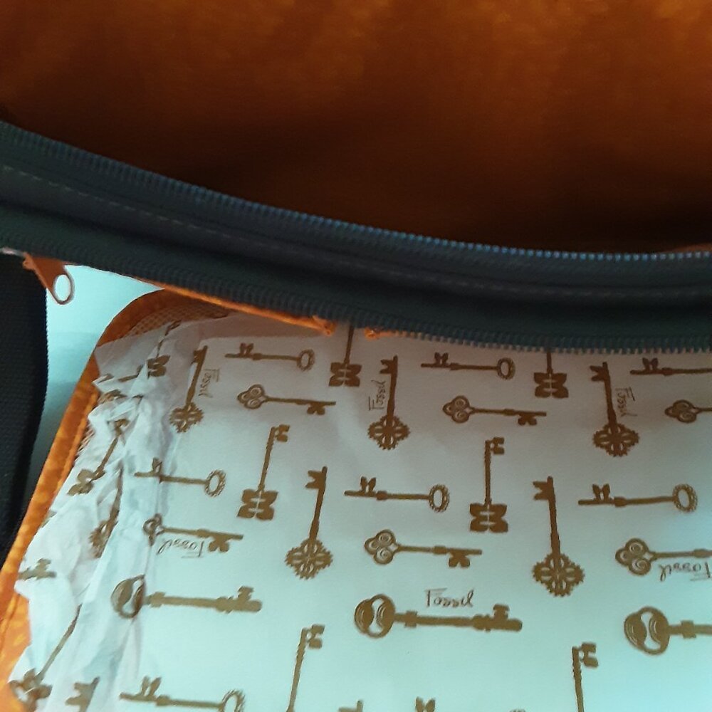 NWT Fossil Key Per Netbook Tablet Brown and Orange Bag‎ - Picture 3 of 8